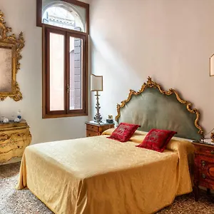 Luxury Venetian Italia